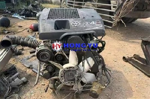 Toyota 2TR-FE vs 1AZ-FE – Which Engine Is Better for Your Car